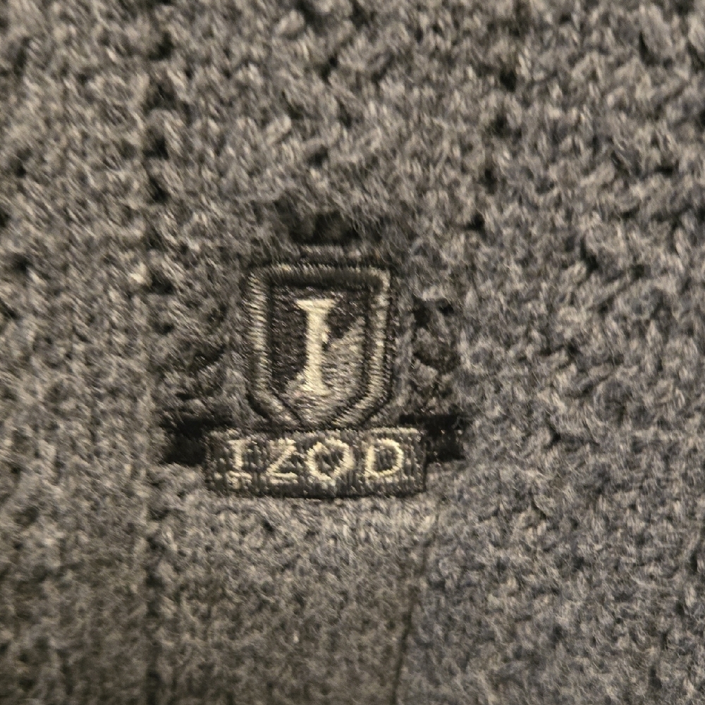 IZOD Charcoal Cable Knit Crewneck Sweater - Picture 3 of 9